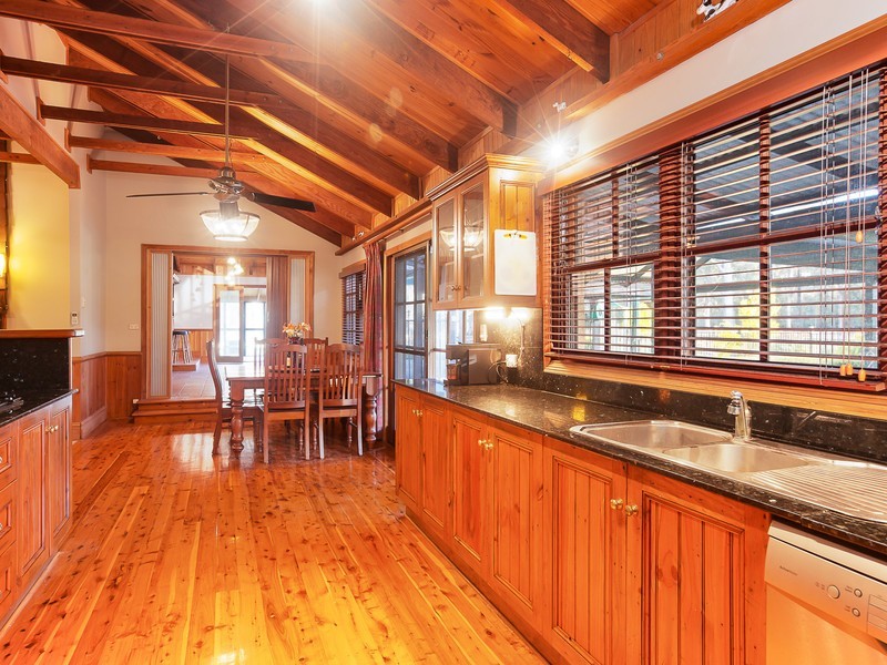 239 Neath Road, Kearsley NSW 2325