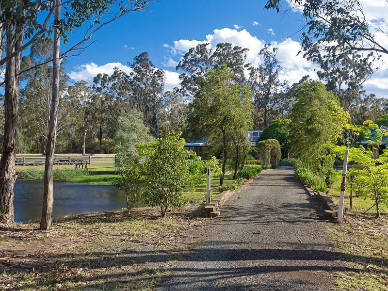 239 Neath Road, Kearsley NSW 2325