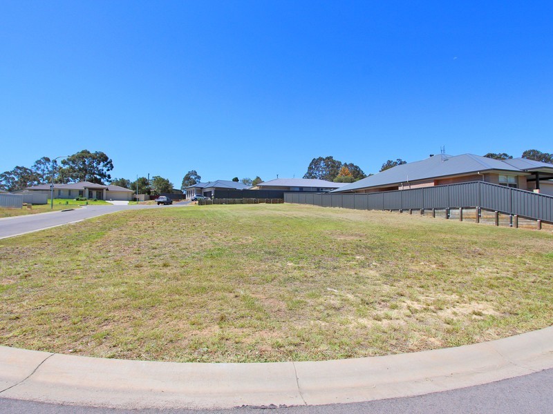 16 Olivia Place, North Rothbury NSW 2335