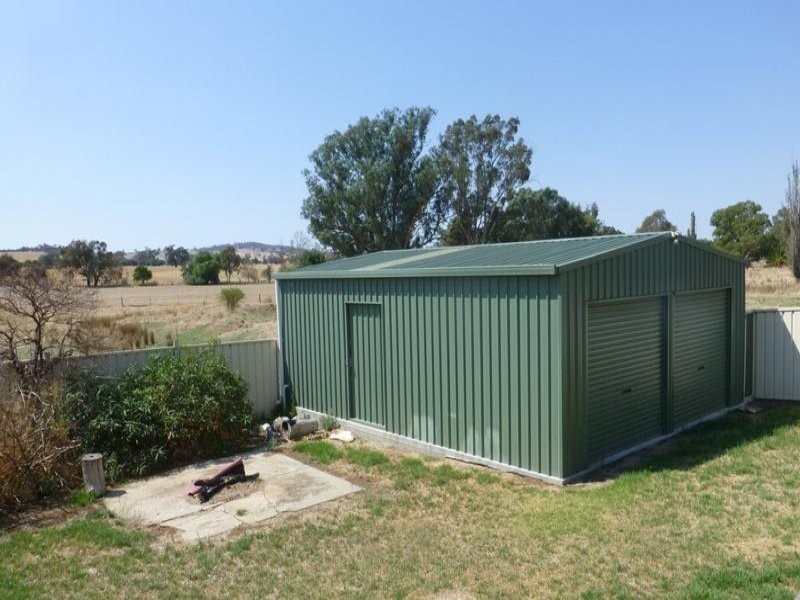 3 Urana Road, Burrumbuttock NSW 2642