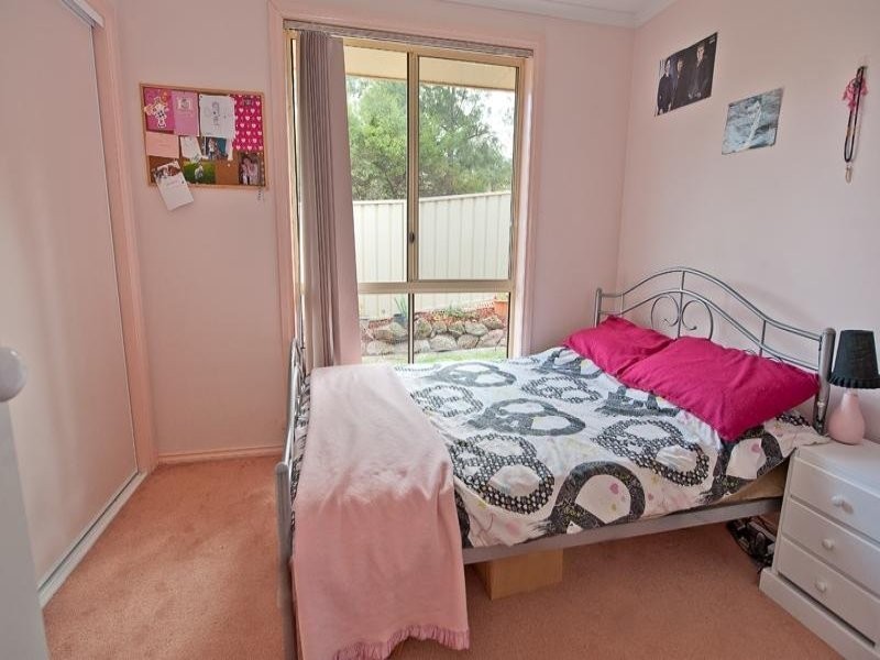 2/354 Schubach Street, East Albury NSW 2640