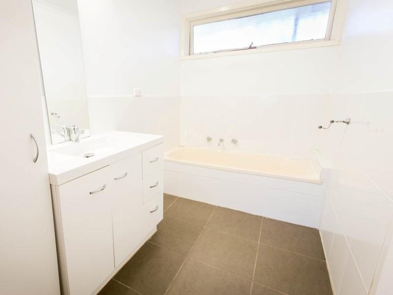 314 Cheyenne Drive, Lavington NSW 2641