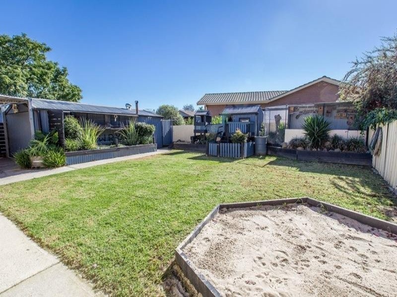 314 Cheyenne Drive, Lavington NSW 2641