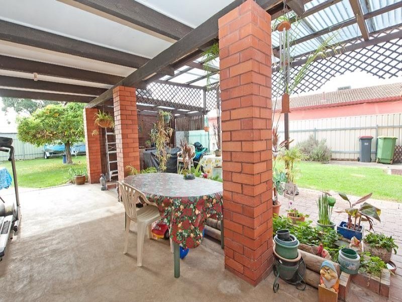 536 Schaefer Street, Lavington NSW 2641