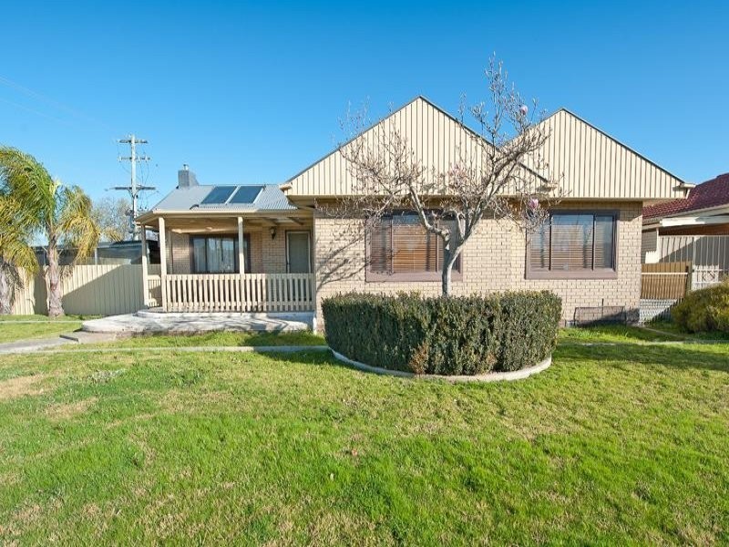 557 Seymour Street, Lavington NSW 2641