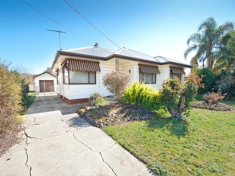 467 Bownds Street, Lavington NSW 2641