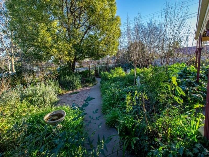 354 Tribune Street, Albury NSW 2640