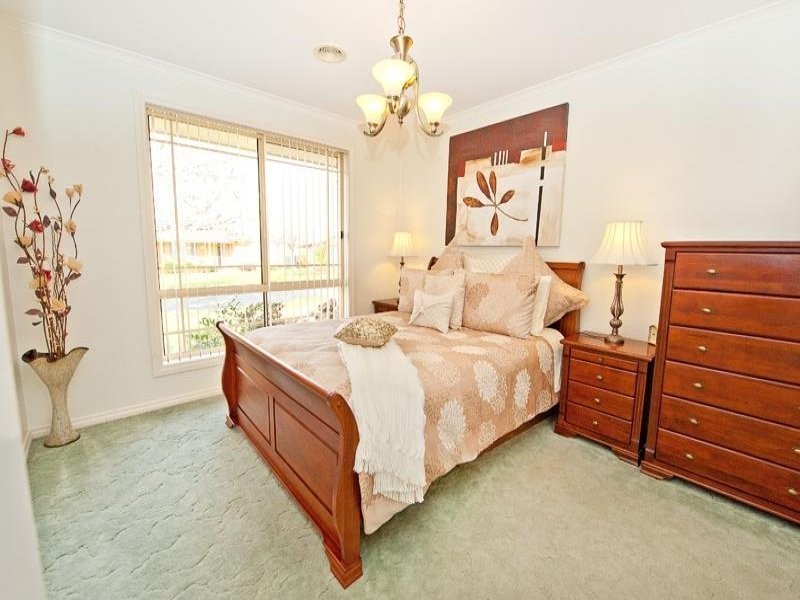 32 Privett Place, Lavington NSW 2641