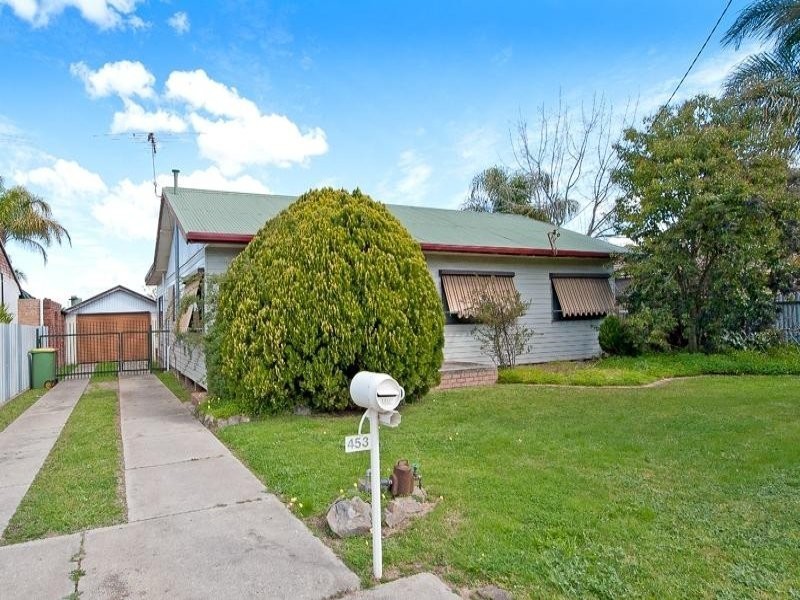 453 Hall Avenue, Lavington NSW 2641