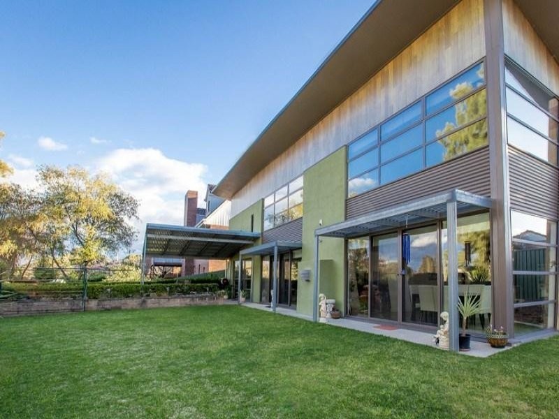 2 Parkland Drive, Wodonga VIC 3690