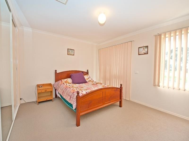 1/550 Kotthoff Street, Lavington NSW 2641
