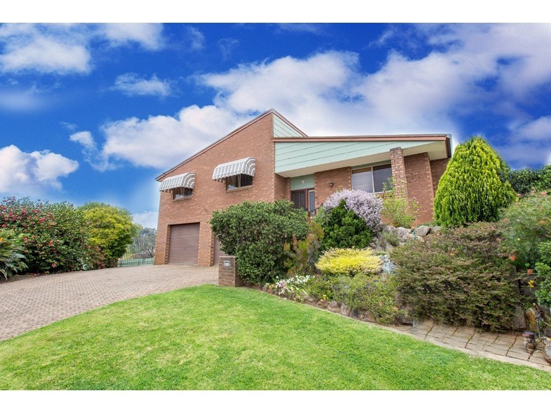505 Munro Street, Lavington NSW 2641