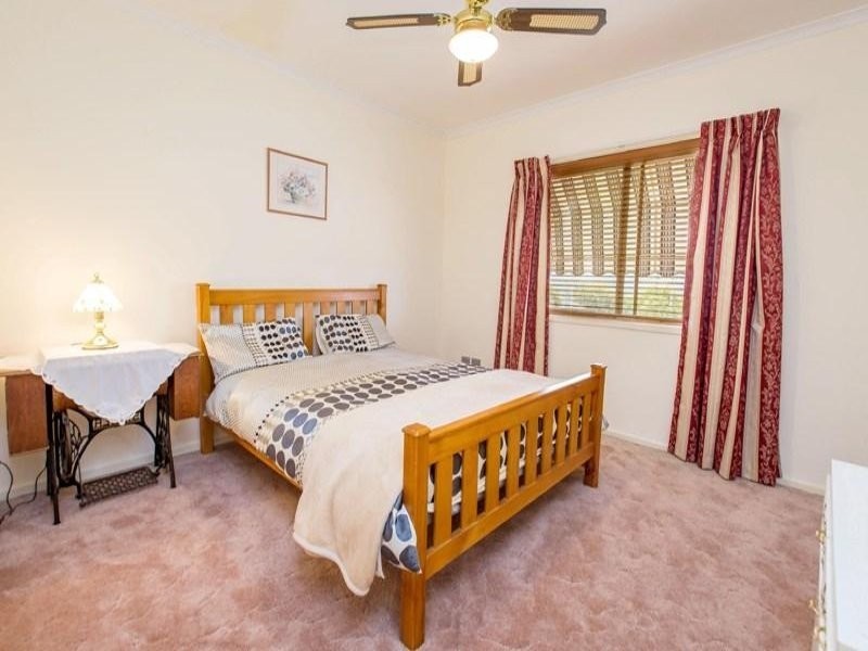 505 Munro Street, Lavington NSW 2641