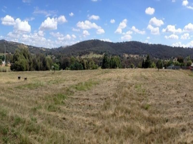 715 Centaur Road, Lavington NSW 2641