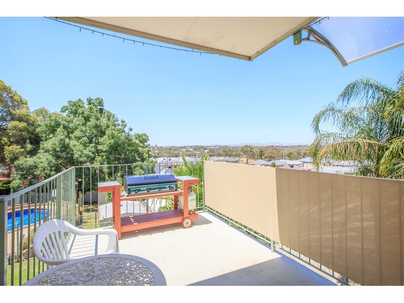 258 Desmond Street, Lavington NSW 2641