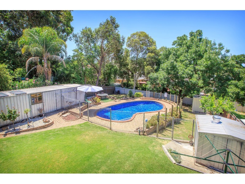 258 Desmond Street, Lavington NSW 2641