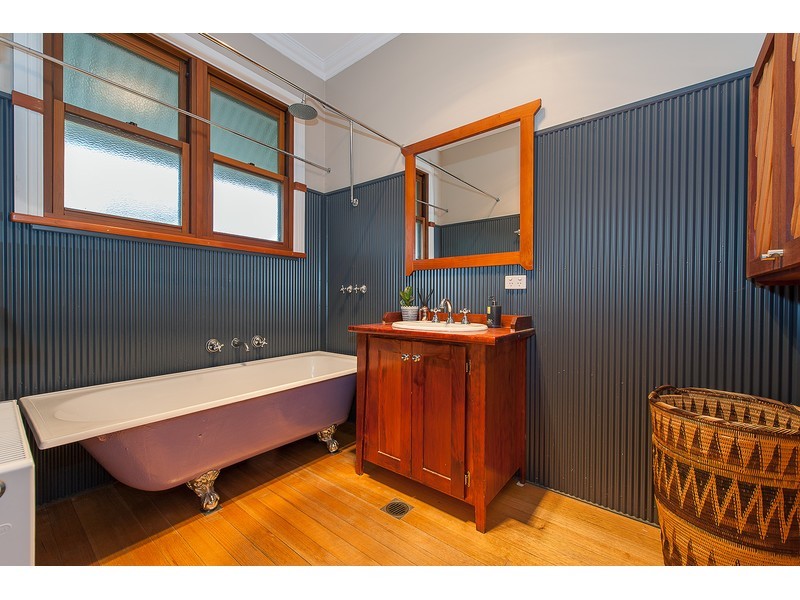 715 Young Street, Albury NSW 2640