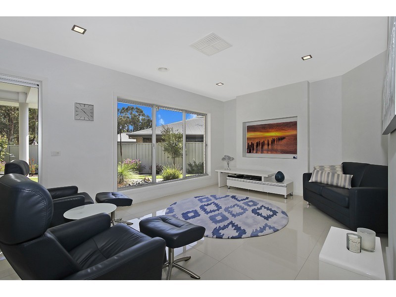 64 Golflinks Avenue, West Wodonga VIC 3690