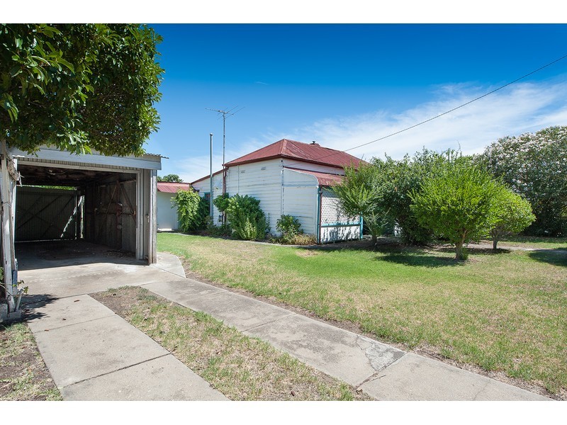 457 Prune Street, Lavington NSW 2641