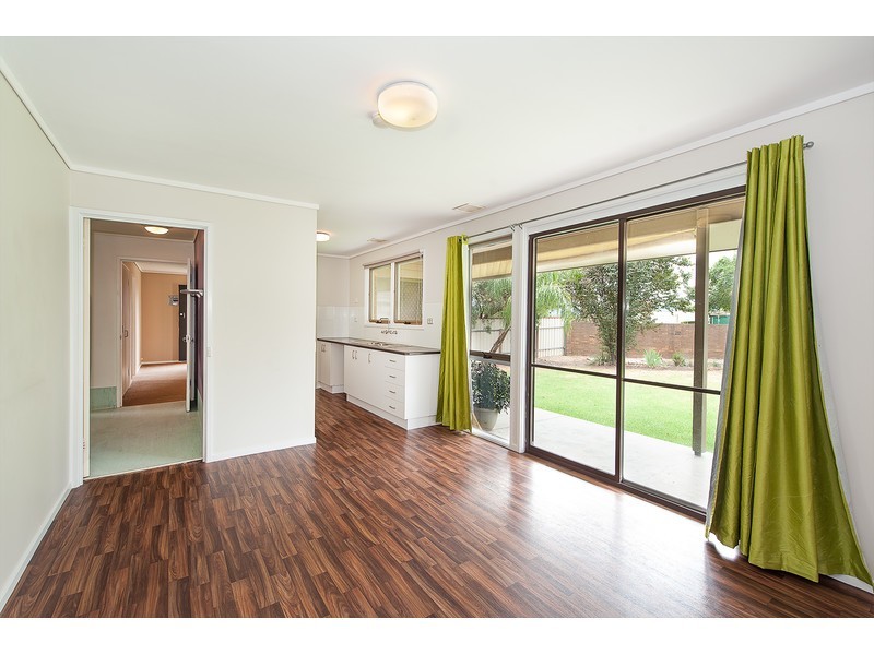 15 Corrang Place, Springdale Heights NSW 2641