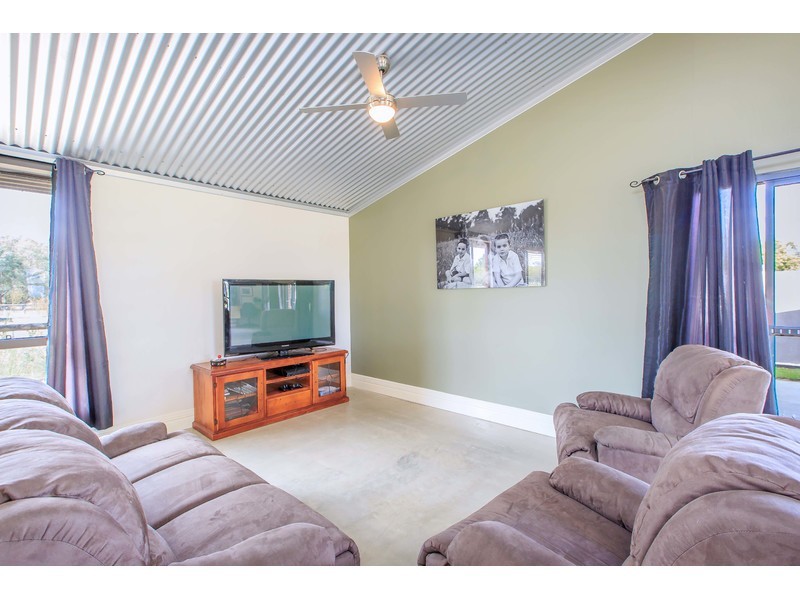 154 Corrys Road, Thurgoona NSW 2640