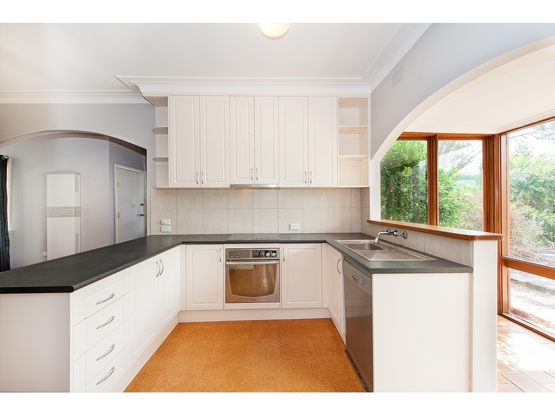 456 Hall Avenue, Lavington NSW 2641