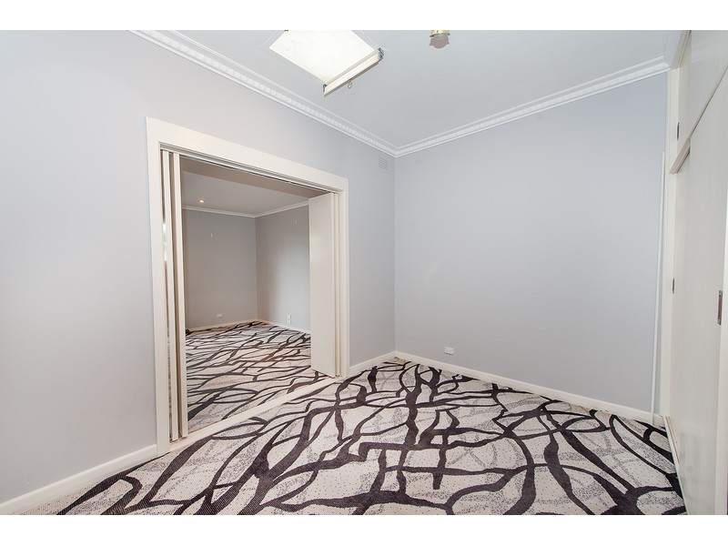 456 Hall Avenue, Lavington NSW 2641