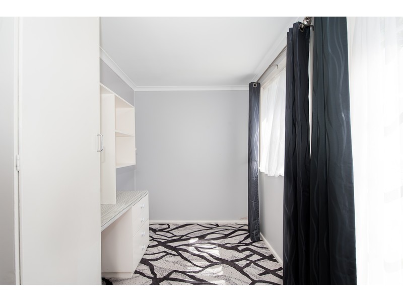 456 Hall Avenue, Lavington NSW 2641