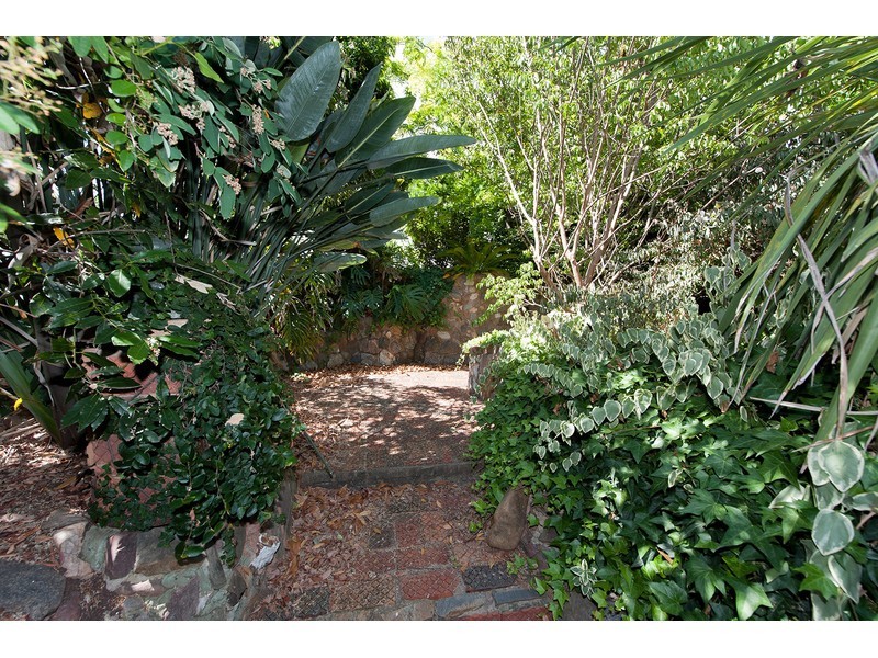 456 Hall Avenue, Lavington NSW 2641