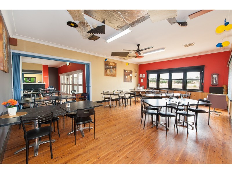 3 Urana Road, Burrumbuttock NSW 2642