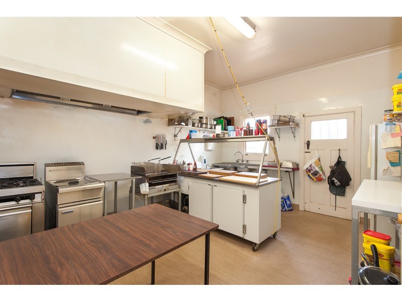 3 Urana Road, Burrumbuttock NSW 2642