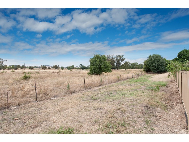 3 Urana Road, Burrumbuttock NSW 2642