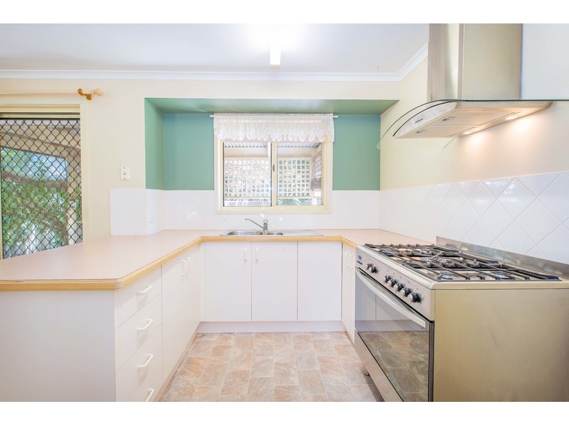 2/19 Saville Avenue, Lavington NSW 2641