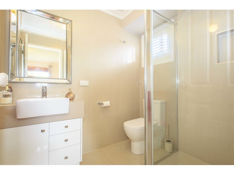 5 Beaus Court, East Albury NSW 2640