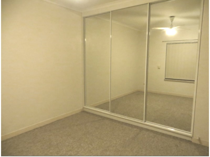 2/394 Urana Road, Lavington NSW 2641