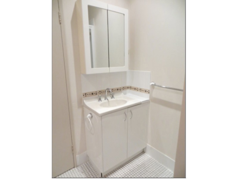 2/394 Urana Road, Lavington NSW 2641