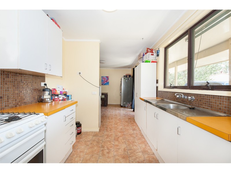 14 Goolagar Crescent, Lavington NSW 2641