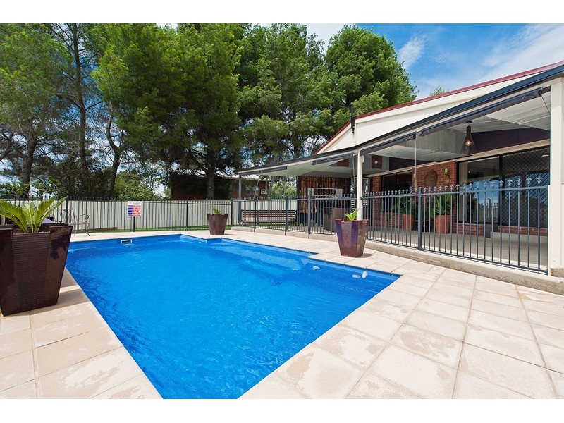 65 Dunne Crescent, Thurgoona NSW 2640