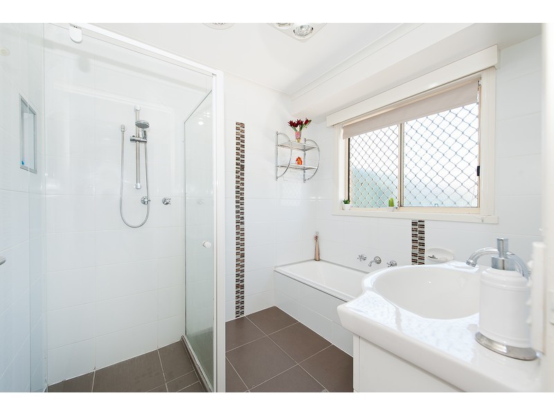 25 Jackling Drive, Lavington NSW 2641