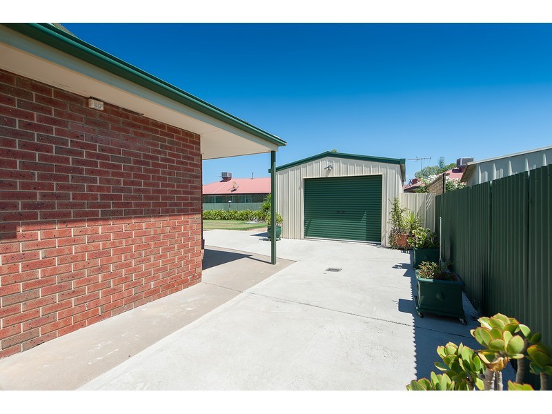 25 Jackling Drive, Lavington NSW 2641