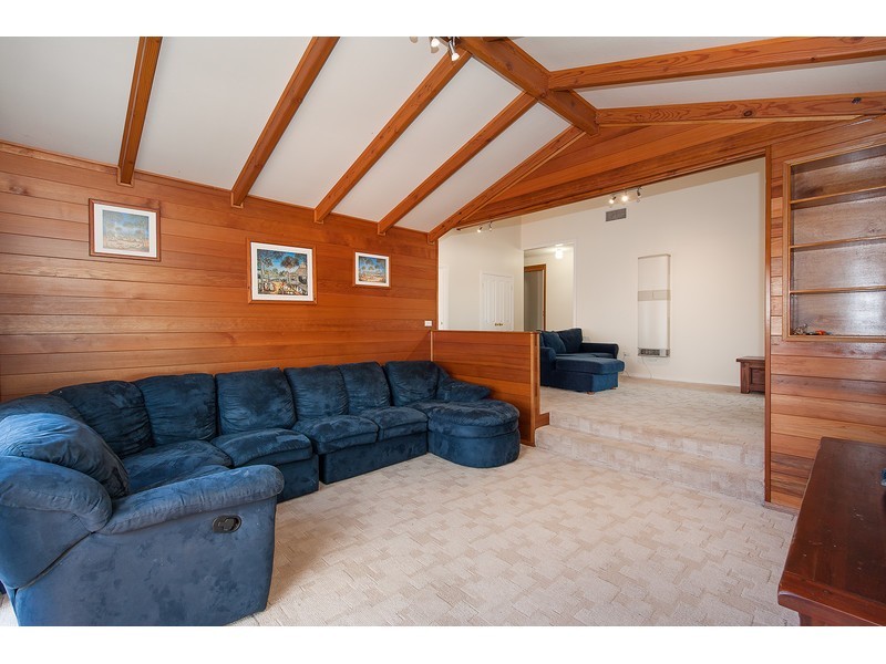 422 Colley Street, Lavington NSW 2641