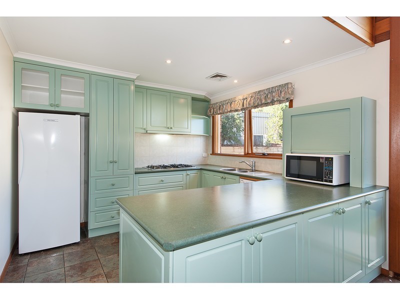 422 Colley Street, Lavington NSW 2641