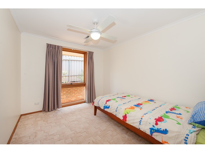 422 Colley Street, Lavington NSW 2641