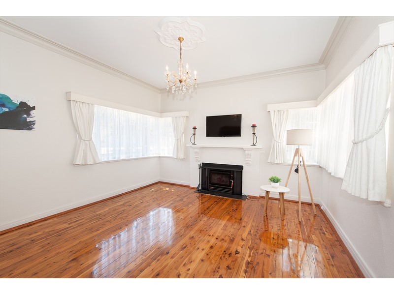 649 Poole Street, Albury NSW 2640