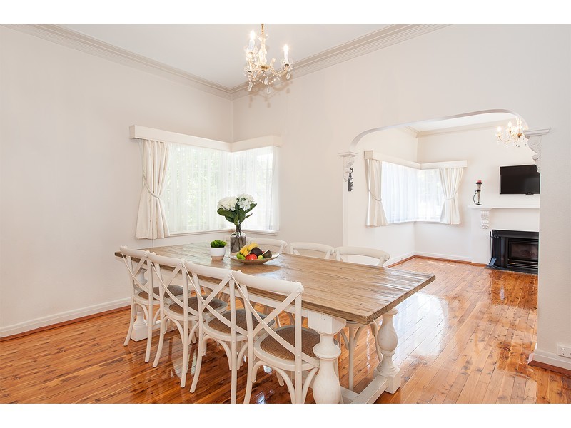 649 Poole Street, Albury NSW 2640