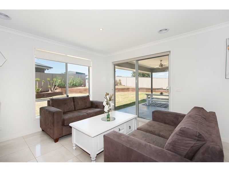 30 Charolais Court, Thurgoona NSW 2640