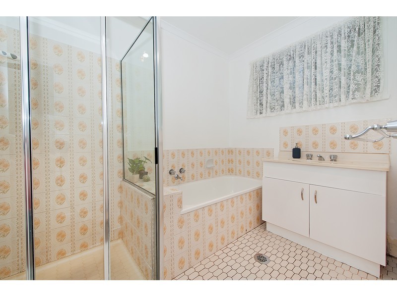 38 Buller Crescent, Thurgoona NSW 2640