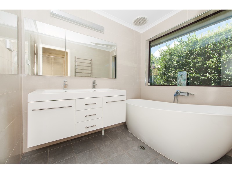 791 St James Crescent, North Albury NSW 2640