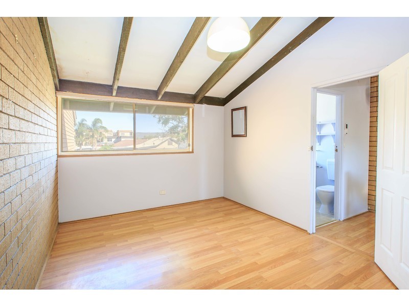 9/429 Griffith Road, Lavington NSW 2641