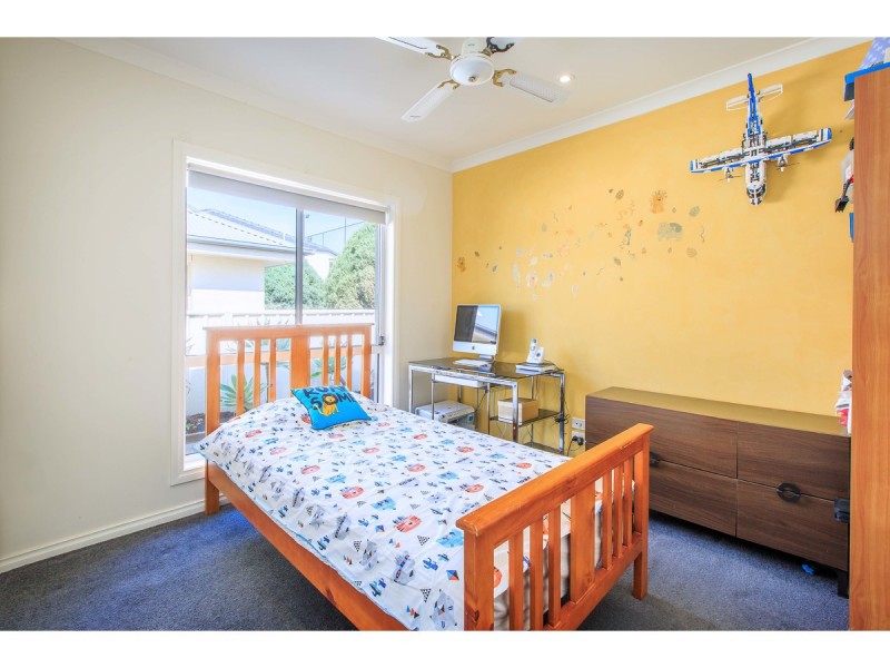 9 Chatterton Place, West Albury NSW 2640